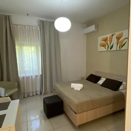 アパートホテル San Michele Apartments&rooms カタンザーロ