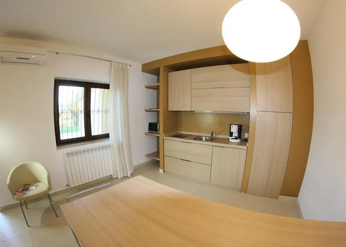 San Michele Apartments&rooms 3*