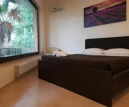 San Michele Apartments&rooms Apart Otel