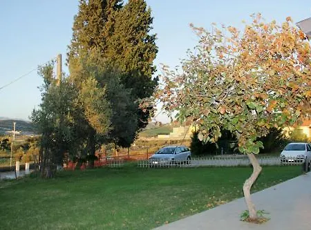 מלון דירות San Michele Apartments&rooms קטנזארו