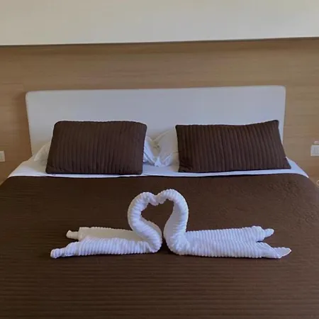 San Michele Apartments&rooms 3*