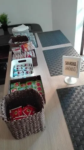 San Michele Apartments&rooms קטנזארו